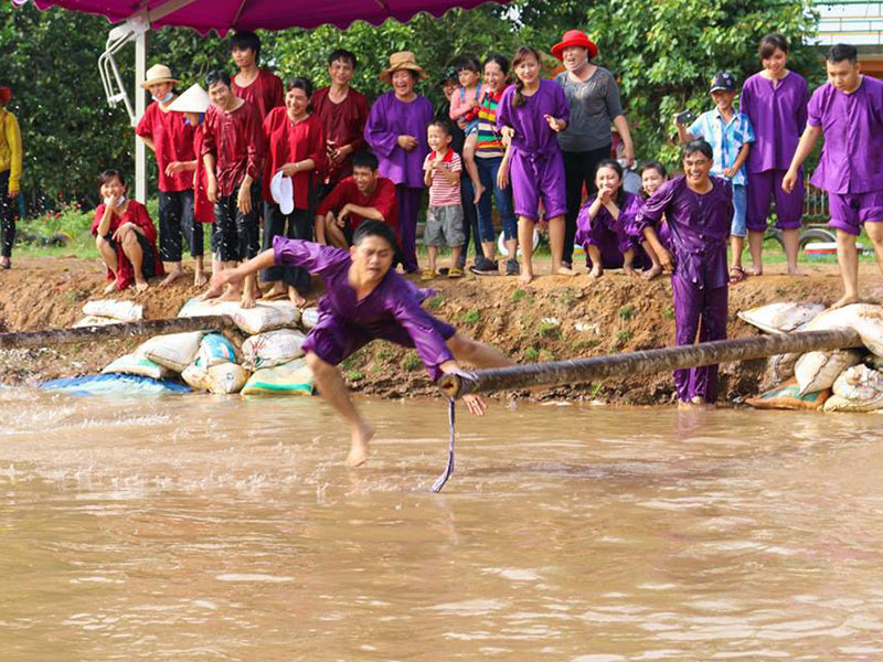 Trải nghiệm các trò chơi sông nước hấp dẫn